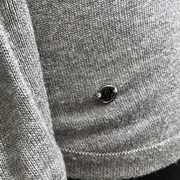 LULULEMON Sunshine Coast Long Sleeve Heathered Gray Boolux Cashmere Knit 2 XS - Picture 7 of 7